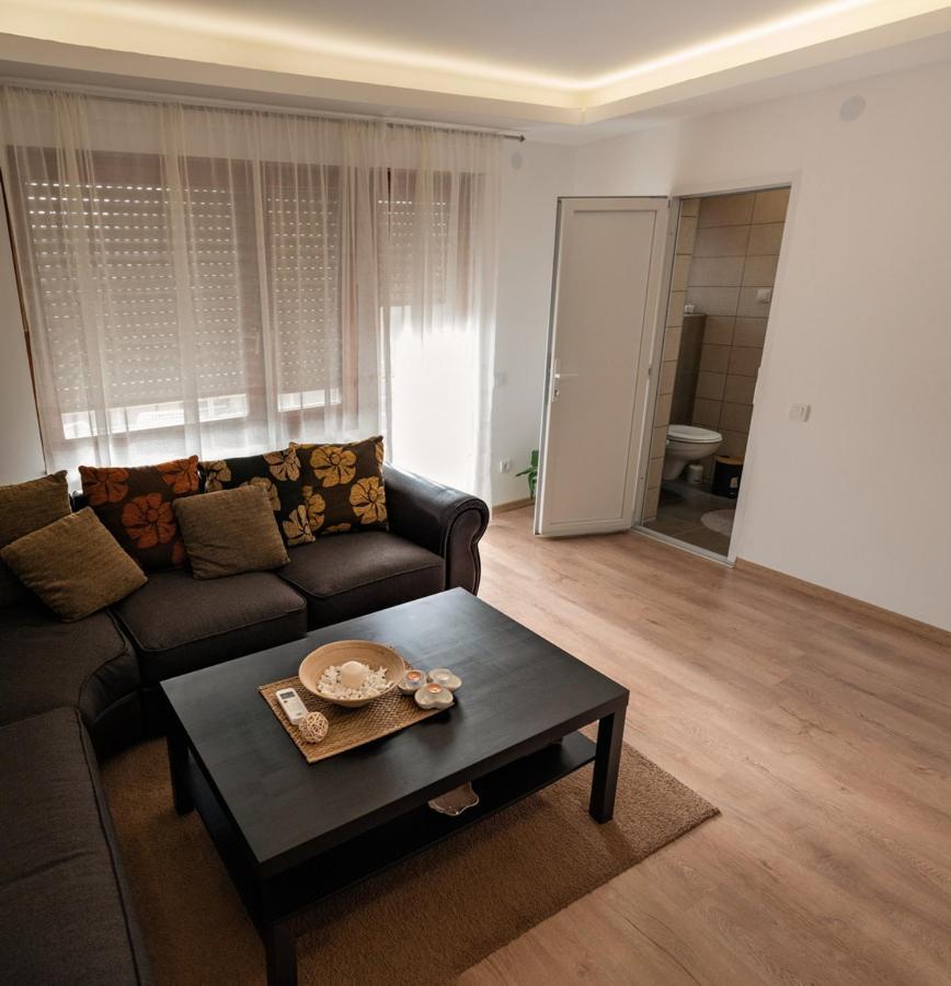 Apartmani Jovcic Leskovac  Ngoại thất bức ảnh